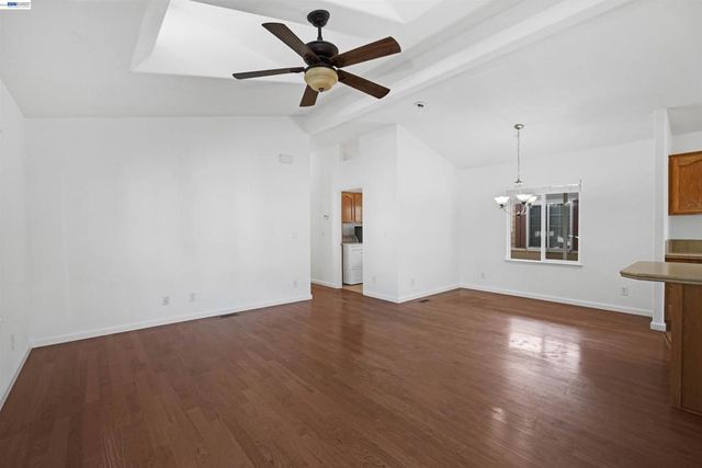 1200 W Winton Ave, Hayward, CA 94545