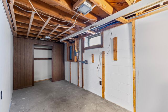 10964 Magnolia Street NW, Coon Rapids, MN 55448