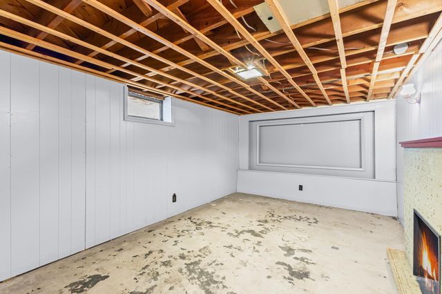 10964 Magnolia Street NW, Coon Rapids, MN 55448