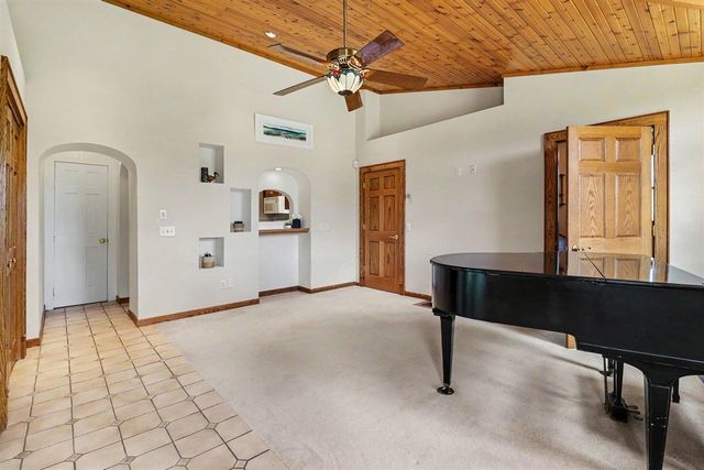 2707 W Hansen Road, Ludington, MI 49431