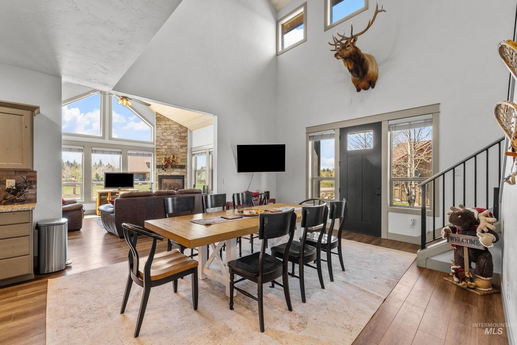 1089 Graham Dr, McCall, ID 83638 photo 13