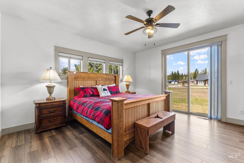 1089 Graham Dr, McCall, ID 83638 photo 17