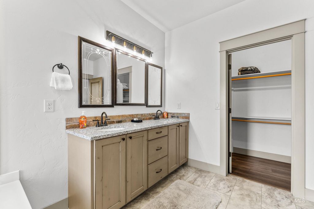 1089 Graham Dr, McCall, ID 83638 photo 21