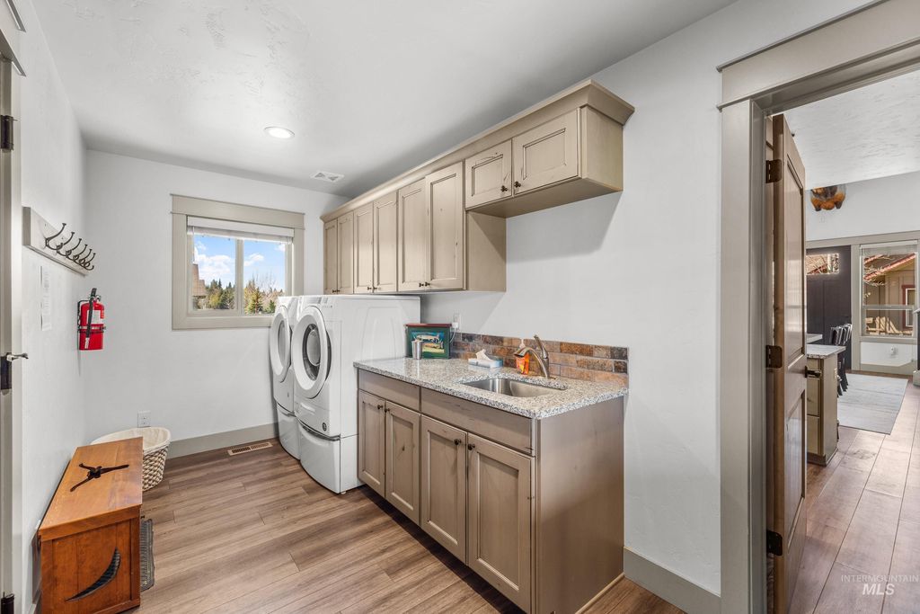 1089 Graham Dr, McCall, ID 83638 photo 29