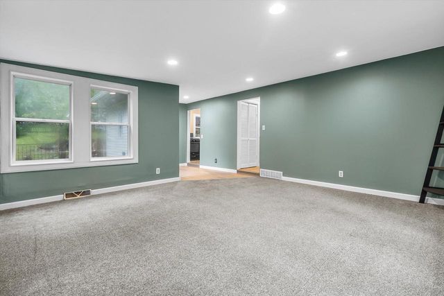 N6830 Tippecanoe TRAIL, Elkhorn, WI 53121
