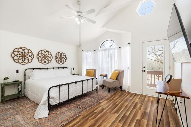 431 Shoreline Drive, Huntsville, TX 77320