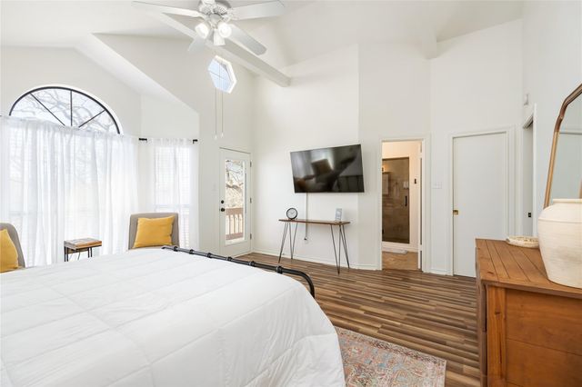 431 Shoreline Drive, Huntsville, TX 77320