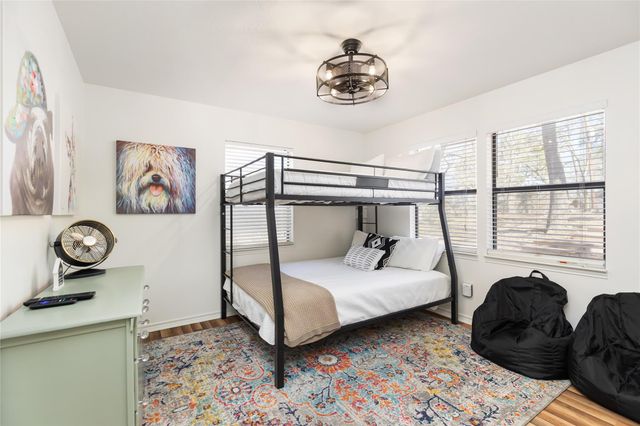 431 Shoreline Drive, Huntsville, TX 77320