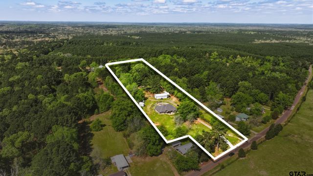 847 Calloway Rd, Marshall, TX 75670
