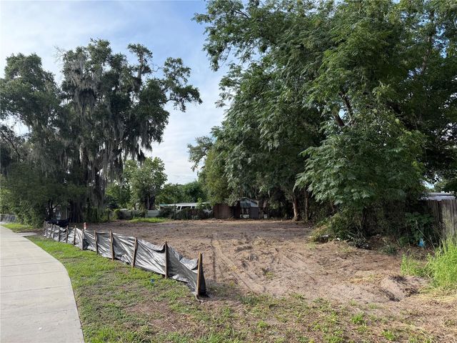 1185 APOPKA BOULEVARD, Apopka, FL 32703