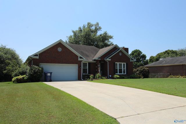 151 Hazelwood Drive, Hazel Green, AL 35750