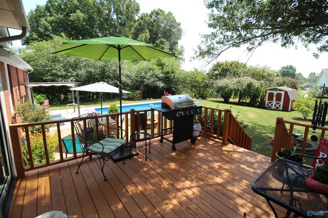 151 Hazelwood Drive, Hazel Green, AL 35750