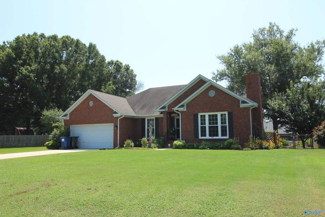 151 Hazelwood Drive, Hazel Green, AL 35750