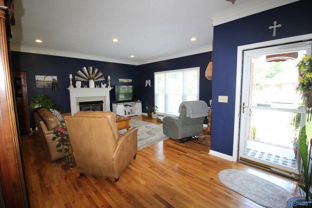 151 Hazelwood Drive, Hazel Green, AL 35750