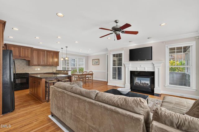 1221 Chalk Maple Drive, Cary, NC 27519