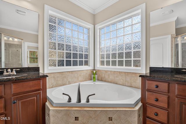 1221 Chalk Maple Drive, Cary, NC 27519