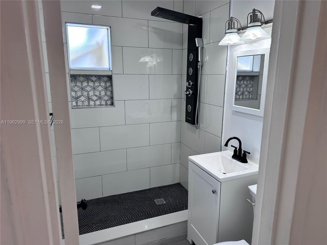 2820 Fletcher St, Hollywood, FL 33020