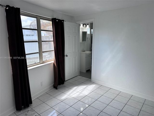 2820 Fletcher St, Hollywood, FL 33020