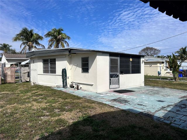 2820 Fletcher St, Hollywood, FL 33020