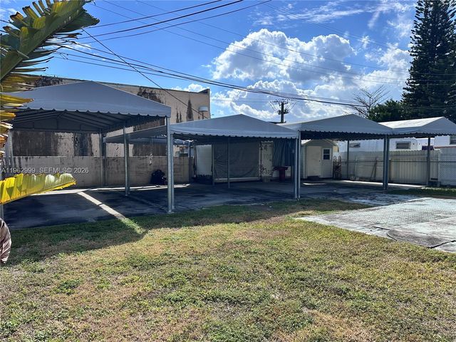 2820 Fletcher St, Hollywood, FL 33020