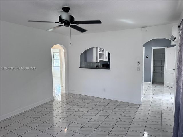 2820 Fletcher St, Hollywood, FL 33020