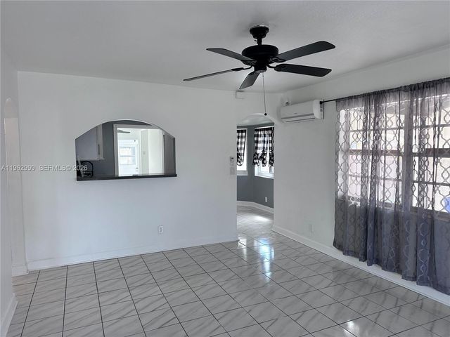 2820 Fletcher St, Hollywood, FL 33020