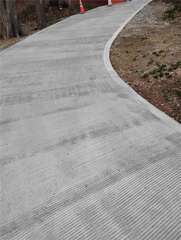 1809 Pacific Street, St Joseph, MO 64503