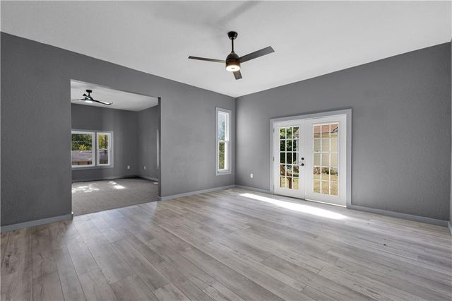 1809 Pacific Street, St Joseph, MO 64503