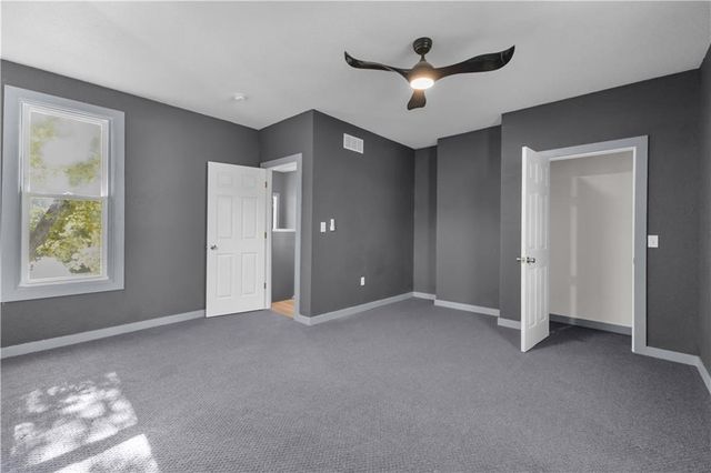 1809 Pacific Street, St Joseph, MO 64503