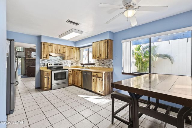 67 Ravenwood Court, Ormond Beach, FL 32174