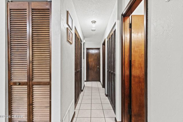 67 Ravenwood Court, Ormond Beach, FL 32174