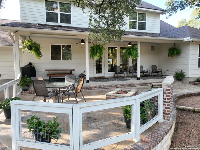 114 Little Hill, Boerne, TX 78006
