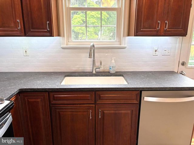 122 HOMESTEAD AVE, Hamilton, NJ 08610