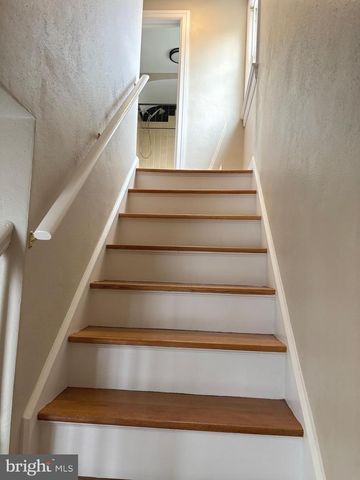 122 HOMESTEAD AVE, Hamilton, NJ 08610