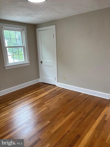 122 HOMESTEAD AVE, Hamilton, NJ 08610