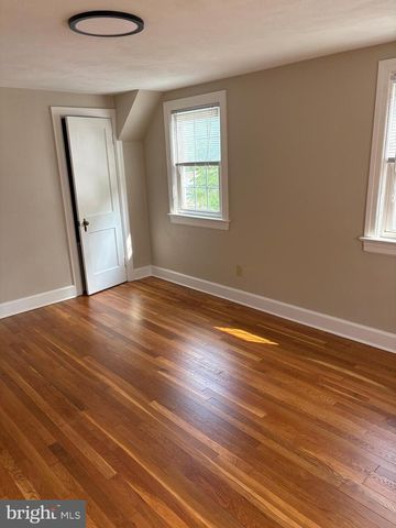 122 HOMESTEAD AVE, Hamilton, NJ 08610
