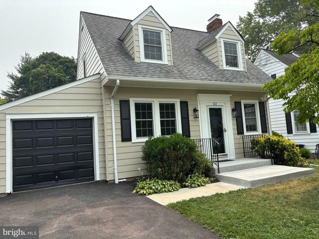 122 HOMESTEAD AVE, Hamilton, NJ 08610