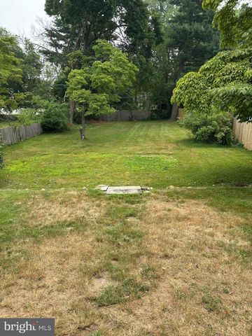 122 HOMESTEAD AVE, Hamilton, NJ 08610