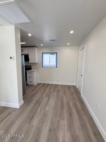 2234 W MEDLOCK Drive 4, Phoenix, AZ 85015