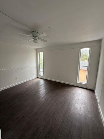 14310 NE 5th Place, Miami, FL 33161