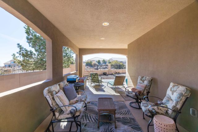 2635 Vista Manzano Loop NE, Rio Rancho, NM 87144