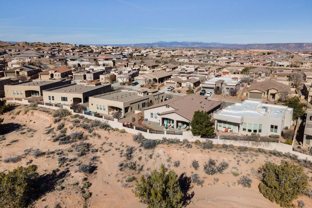 2635 Vista Manzano Loop NE, Rio Rancho, NM 87144