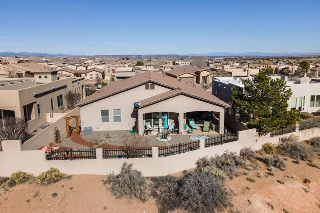 2635 Vista Manzano Loop NE, Rio Rancho, NM 87144