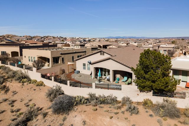 2635 Vista Manzano Loop NE, Rio Rancho, NM 87144