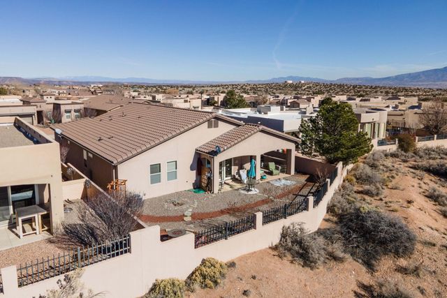 2635 Vista Manzano Loop NE, Rio Rancho, NM 87144
