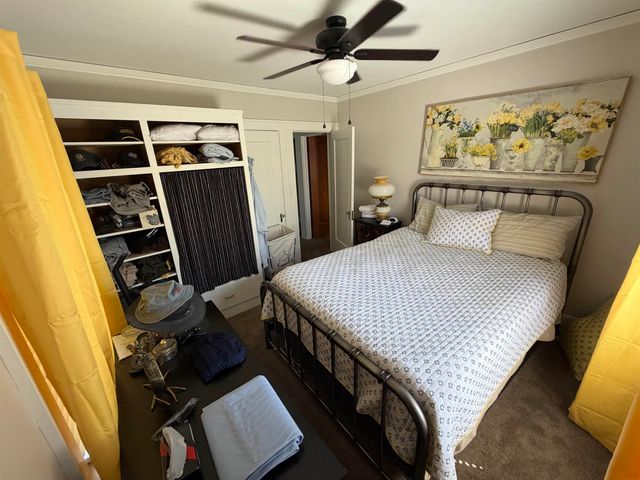 908 Grant Avenue, Waterloo, IA 50702