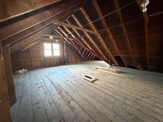 908 Grant Avenue, Waterloo, IA 50702