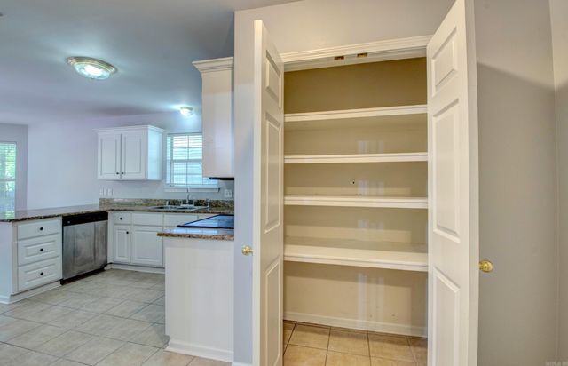 16107 OTTER CREEK PKWY, Little Rock, AR 72210