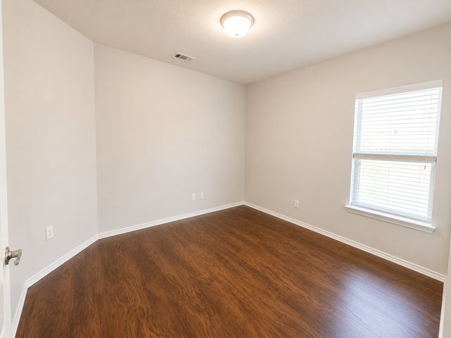 4024 Claymore Lane, Fort Worth, TX 76244