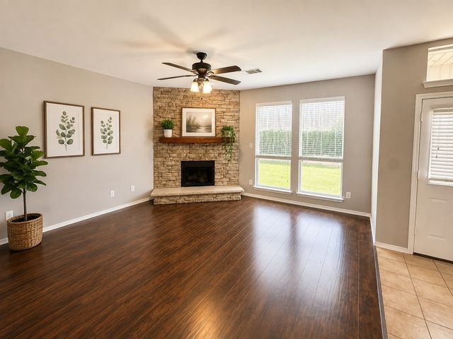 4024 Claymore Lane, Fort Worth, TX 76244